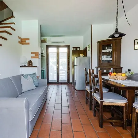 Semesterbostad Casa Vecchio Mulino 1 *