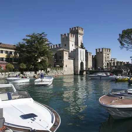 Semesterbostad Casa Vecchio Mulino 1