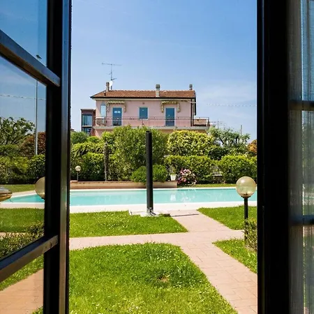 度假居 Casa Vecchio Mulino 1 佩斯基耶拉德加达