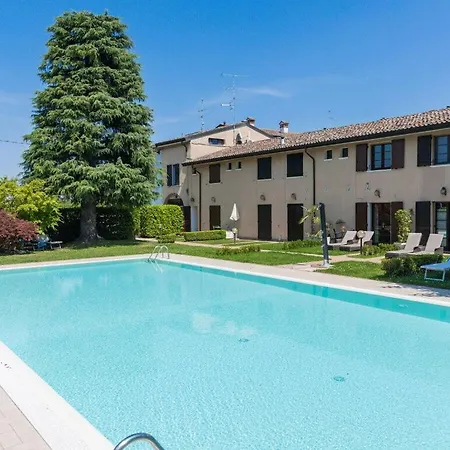 Casa Vecchio Mulino 1 佩斯基耶拉德加达