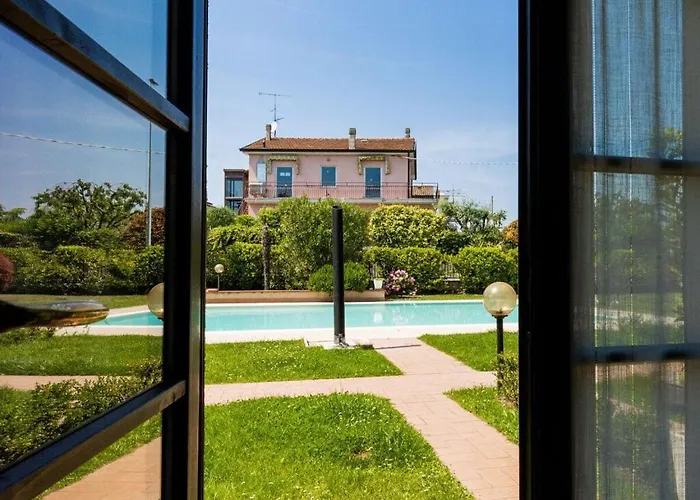 Дом отдыха Casa Vecchio Mulino 1 Пескьера-дель-Гарда