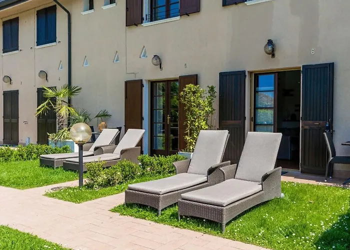 Casa Vecchio Mulino 1 Дом отдыха Пескьера-дель-Гарда